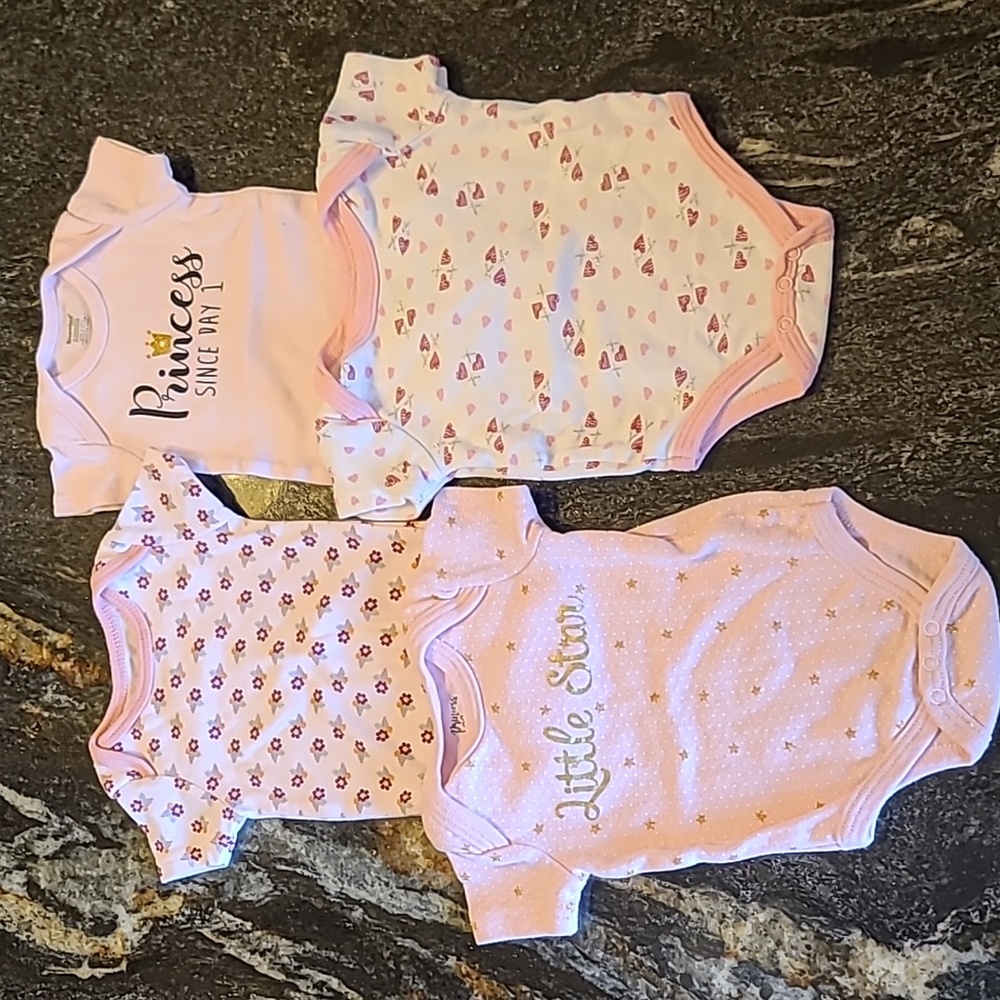 4 onesies